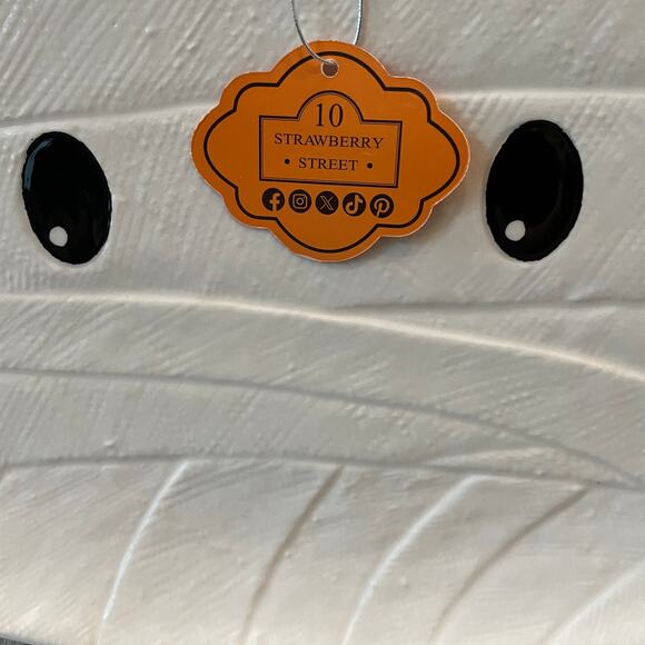 10 STRAWBERRY STREET Whimsical Halloween MUMMY Ceramic Dinner Plates Set of 2 - Picture 7 of 10